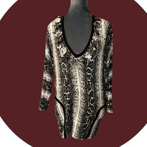 Boston Proper soft comfortable snakeskin print top with large mirror detail